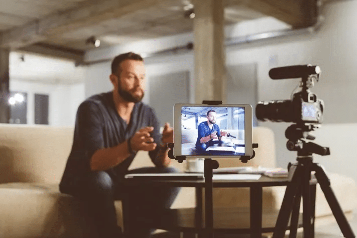 Influencer marketing partnerships for boutique luxury hotels